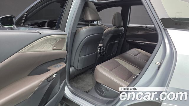 Lexus RX350h (V) Luxury 2023 — фото 12