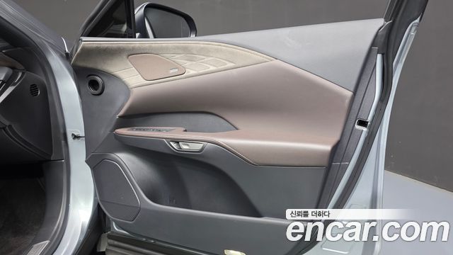 Lexus RX350h (V) Luxury 2023 — фото 24