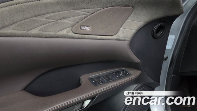 Lexus RX350h (V) Luxury 2023 — фото 30