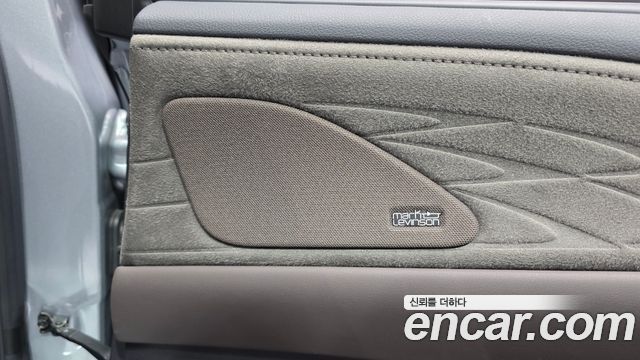 Lexus RX350h (V) Luxury 2023 — фото 35