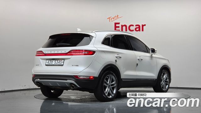 Lincoln MKC 2.0 AWD 2015 — фото 2