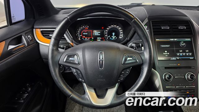 Lincoln MKC 2.0 AWD 2015 — фото 13