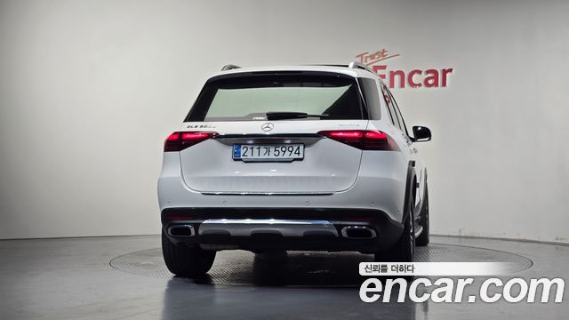 Mercedes-Benz GLE-Class (W167) GLE300d 4MATIC 2023 — фото 4