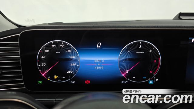 Mercedes-Benz GLE-Class (W167) GLE300d 4MATIC 2023 — фото 8