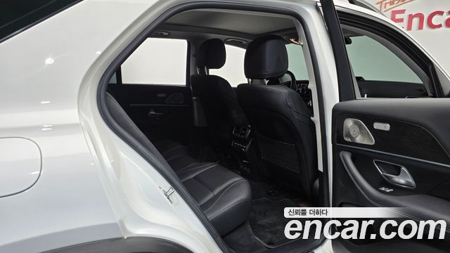 Mercedes-Benz GLE-Class (W167) GLE300d 4MATIC 2023 — фото 11