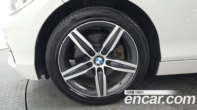 BMW 1 Series (F20) 118d Sport 5Door 2017 — фото 5
