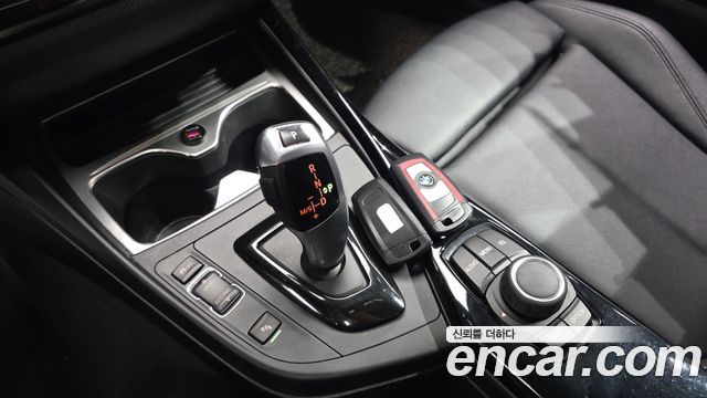 BMW 1 Series (F20) 118d Sport 5Door 2017 — фото 9