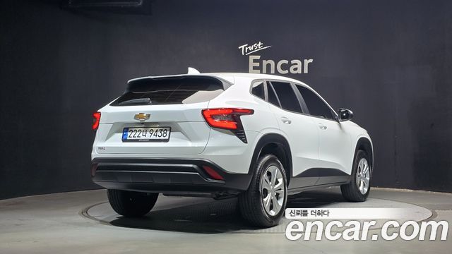 Chevrolet Trax Crossover 1.2 LS 2025 — фото 2