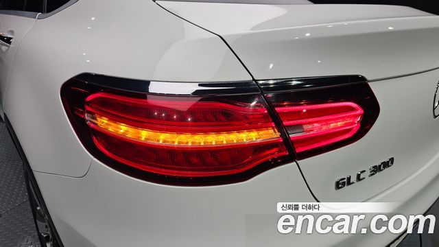Mercedes-Benz GLC-Class (X253) GCL300 4MATIC Coupe 2019 — фото 23