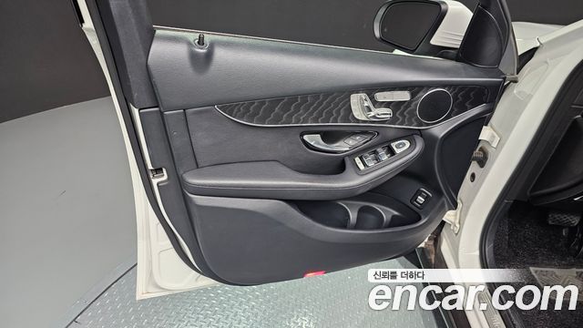 Mercedes-Benz GLC-Class (X253) GCL300 4MATIC Coupe 2019 — фото 24