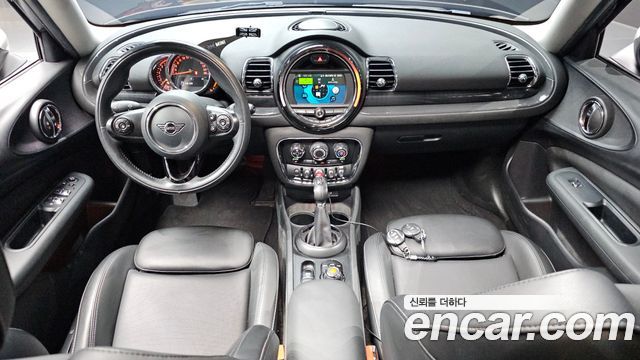 MINI Cooper Clubman Standard 2nd 2019 — фото 7
