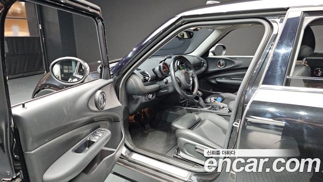 MINI Cooper Clubman Standard 2nd 2019 — фото 10