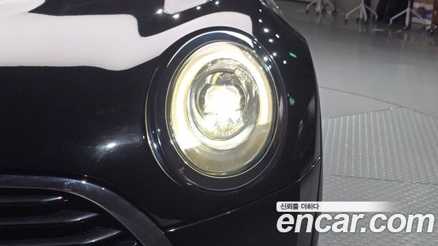 MINI Cooper Clubman Standard 2nd 2019 — фото 22