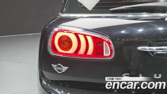 MINI Cooper Clubman Standard 2nd 2019 — фото 23