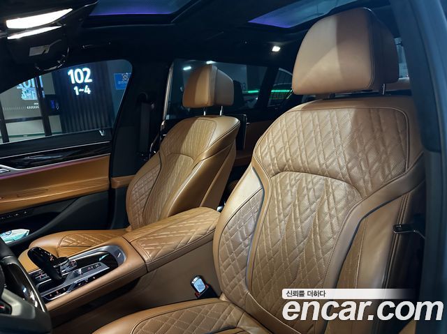 BMW 7 Series (G11) 750Li xDrive Design Pure Excellence 2020 — фото 7