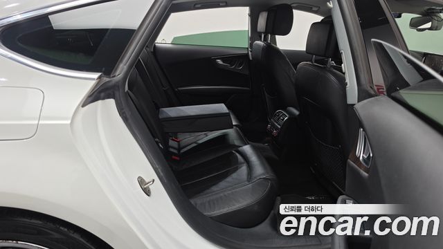 Audi A7 3.0 TFSI Quattro Dynamic 4G 2012 — фото 12