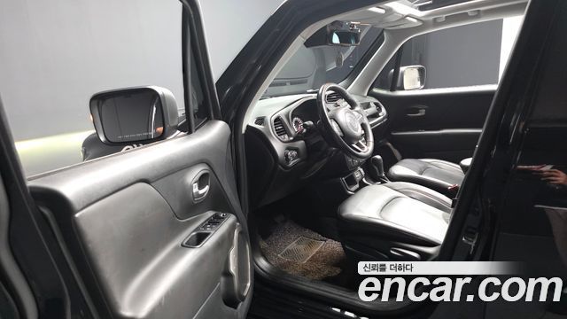 Jeep Renegade 2.4 Limited 2020 — фото 10