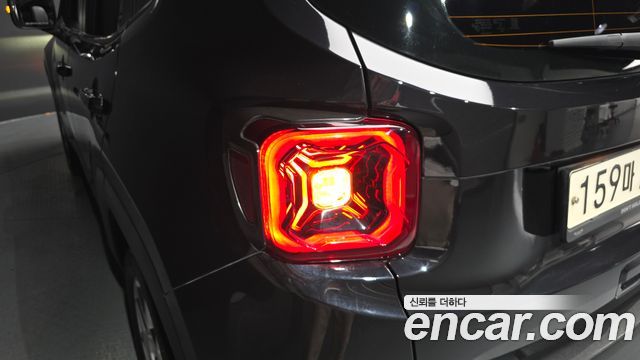 Jeep Renegade 2.4 Limited 2020 — фото 23