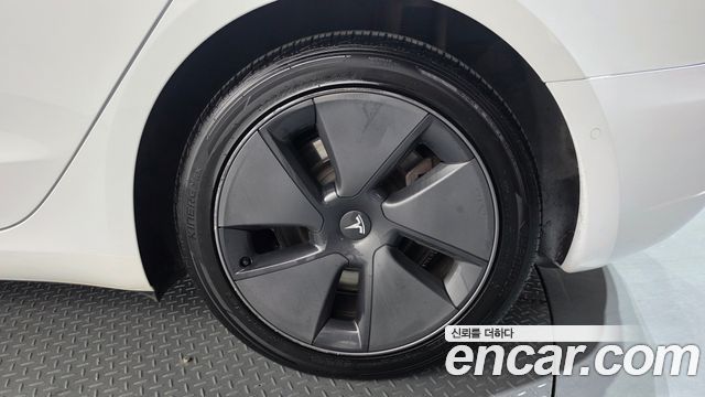 Tesla Model 3 Long Range AWD 2021 — фото 21