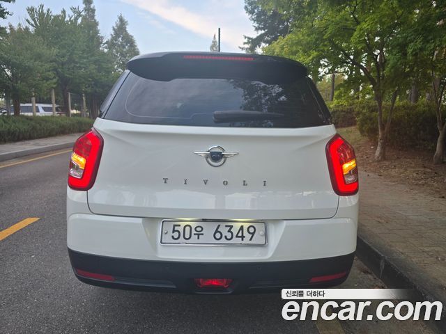KG Mobility (SsangYong) Tivoli Air Diesel RX 2WD 2018 — фото 4