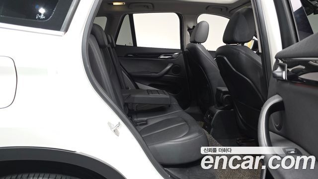 BMW X1 (F48) xDrive 18d Premium 2018 — фото 15
