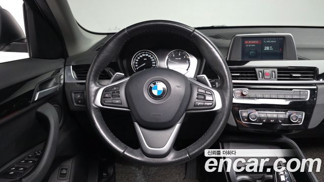 BMW X1 (F48) xDrive 18d Premium 2018 — фото 17
