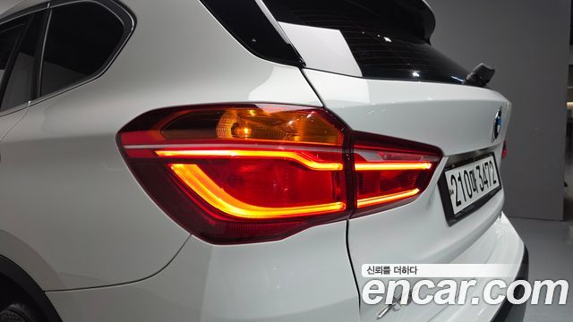 BMW X1 (F48) xDrive 18d Premium 2018 — фото 23