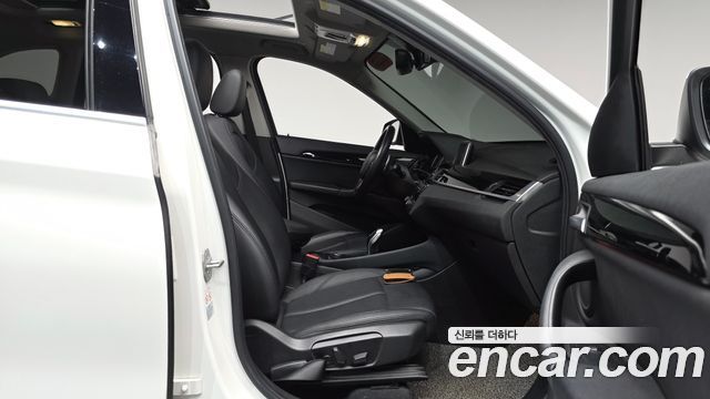BMW X1 (F48) xDrive 18d Premium 2018 — фото 26