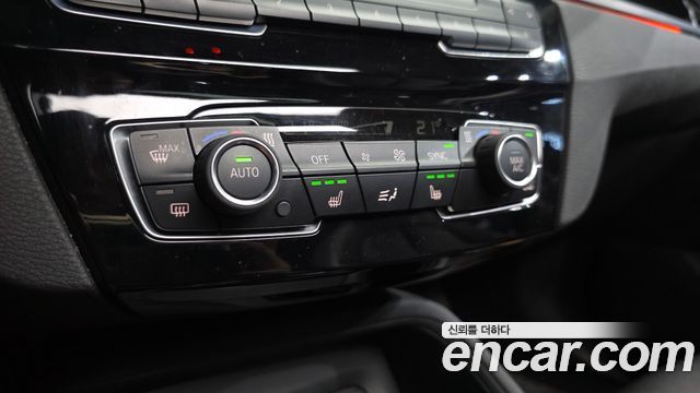 BMW X1 (F48) xDrive 18d Premium 2018 — фото 32