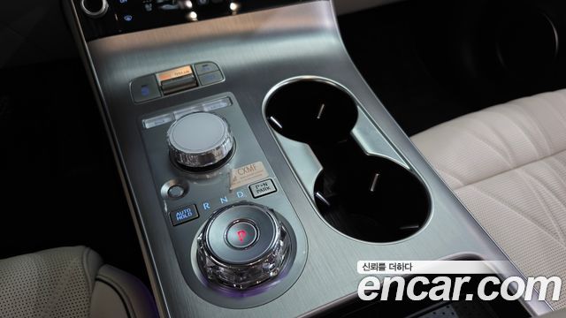 Genesis GV70 2.5T Gasoline AWD 2025 — фото 9