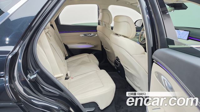 Genesis GV70 2.5T Gasoline AWD 2025 — фото 11