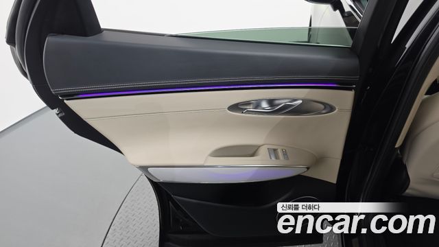 Genesis GV70 2.5T Gasoline AWD 2025 — фото 25