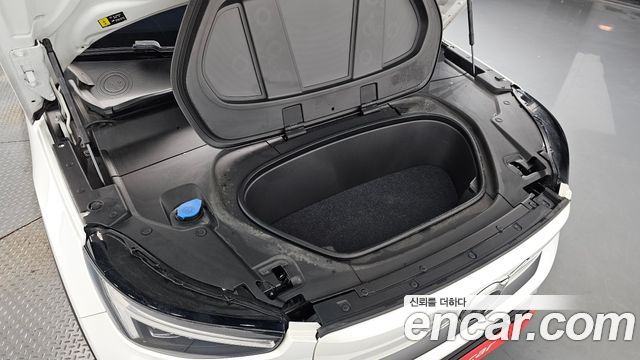 Volvo C40 Recharge Twin Ultimate 2022 — фото 6