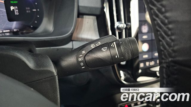 Volvo C40 Recharge Twin Ultimate 2022 — фото 16