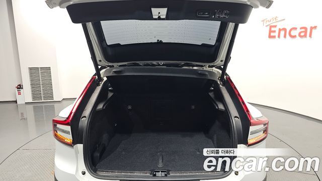 Volvo C40 Recharge Twin Ultimate 2022 — фото 34