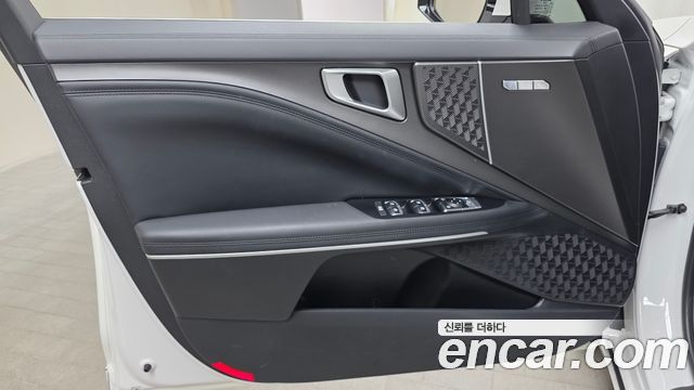 Kia K8 Hybrid Noblesse 2026 — фото 24