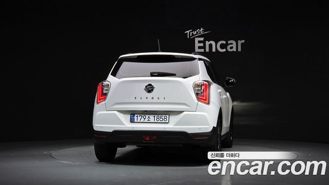 KG Mobility (SsangYong) Very New Tivoli Gasoline 1.5 2WD V3 2022 — фото 4