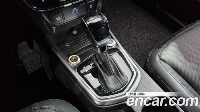 KG Mobility (SsangYong) Very New Tivoli Gasoline 1.5 2WD V3 2022 — фото 9