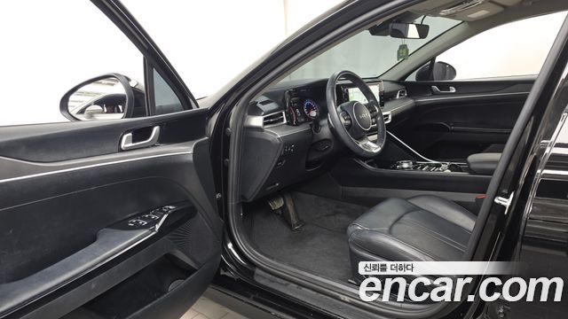Kia K5 (III) 2.0 Prestige 2022 — фото 10