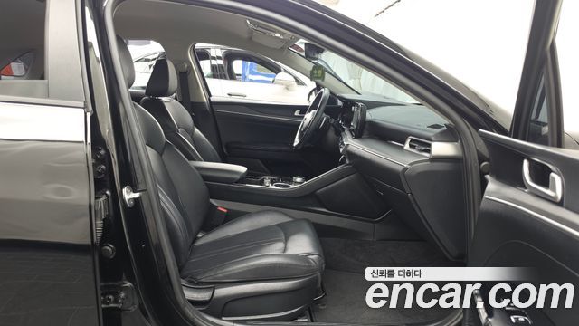 Kia K5 (III) 2.0 Prestige 2022 — фото 15