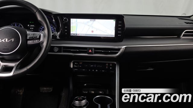 Kia K5 (III) 2.0 Prestige 2022 — фото 18
