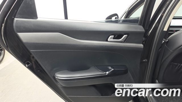 Kia K5 (III) 2.0 Prestige 2022 — фото 31