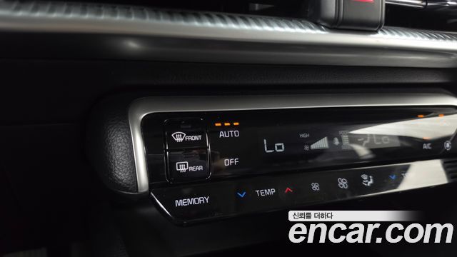 Kia K5 (III) 2.0 Prestige 2022 — фото 33
