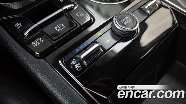 Kia K5 (III) 2.0 Prestige 2022 — фото 36