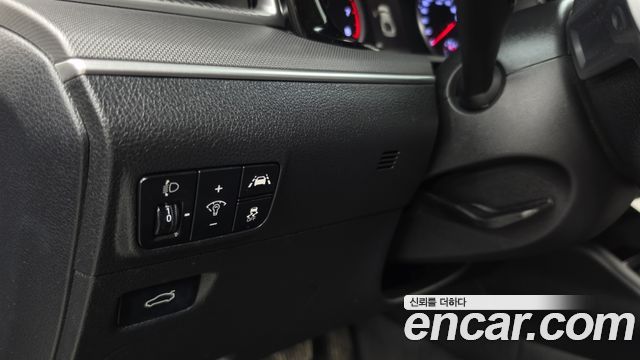 Kia K5 (III) 2.0 Prestige 2022 — фото 37