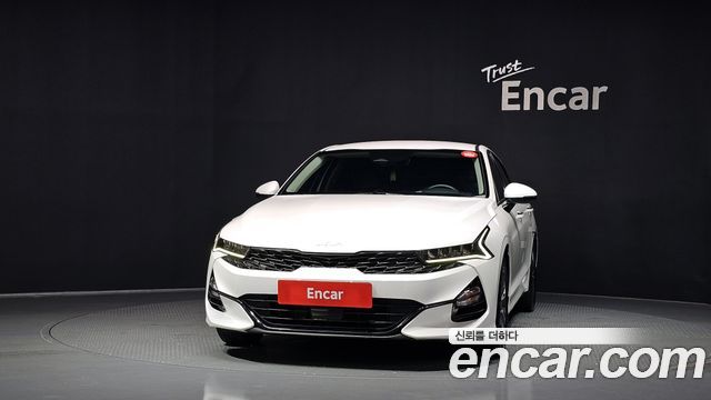 Kia K5 (III) 2.0 Trendy 2023 — фото 3