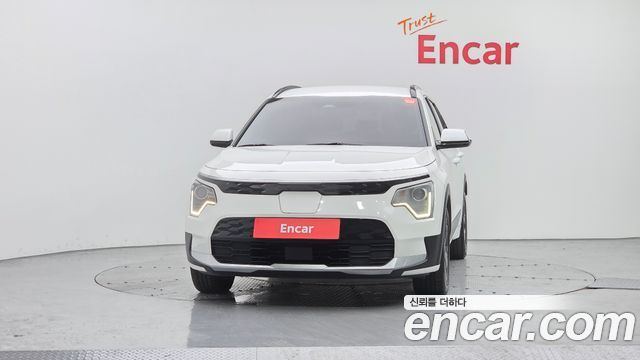 Kia Niro EV Air 2023 — фото 3