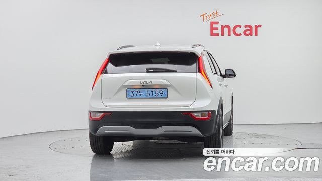 Kia Niro EV Air 2023 — фото 4