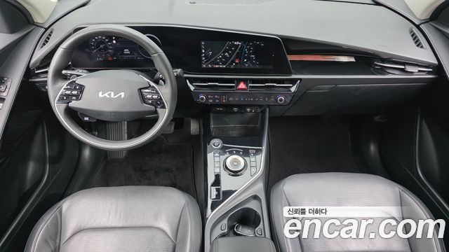 Kia Niro EV Air 2023 — фото 7