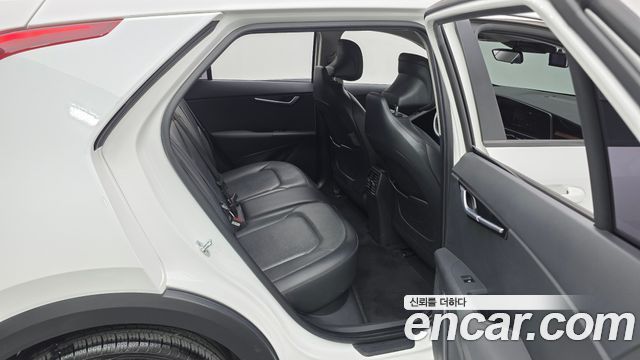 Kia Niro EV Air 2023 — фото 11